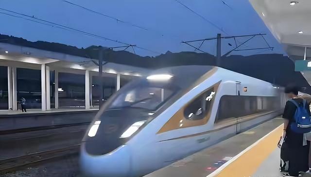 2026年起	，乘坐火车有了新规定和要求，我们务必提前做好准备