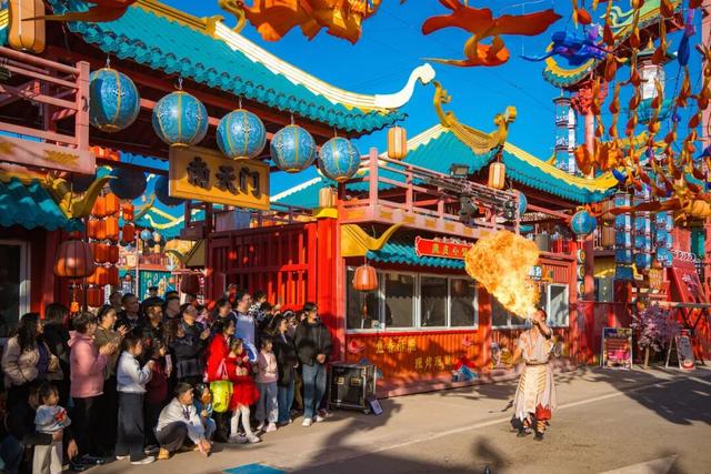 赏花灯，庆佳节！乐海神话世界华灯初上，动物王国喜气满满