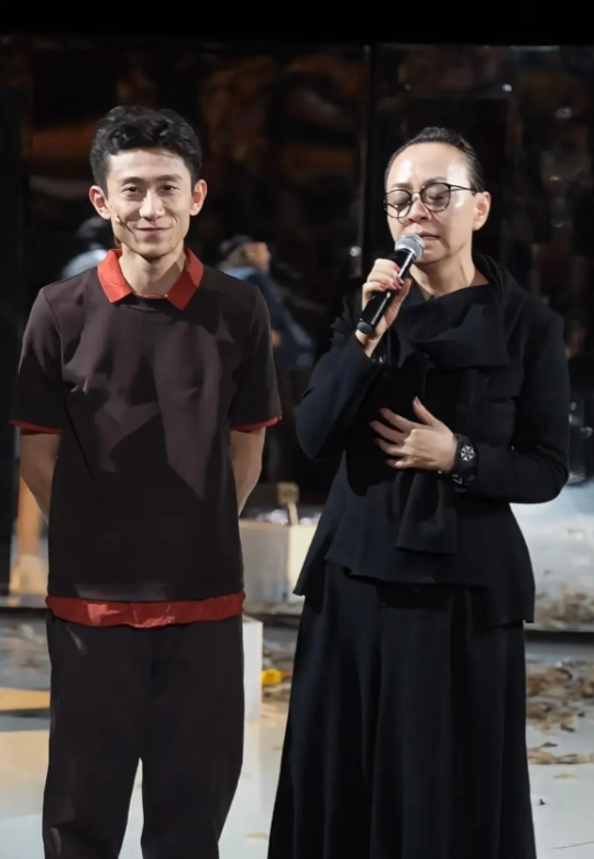 司晓迪爆料仅4天，央媒点名张一山，信息量太大	，杨紫坐不住了