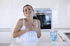 心理学科普：为什么有人会有洁癖，为什么有洁癖的女性比男性多？图片