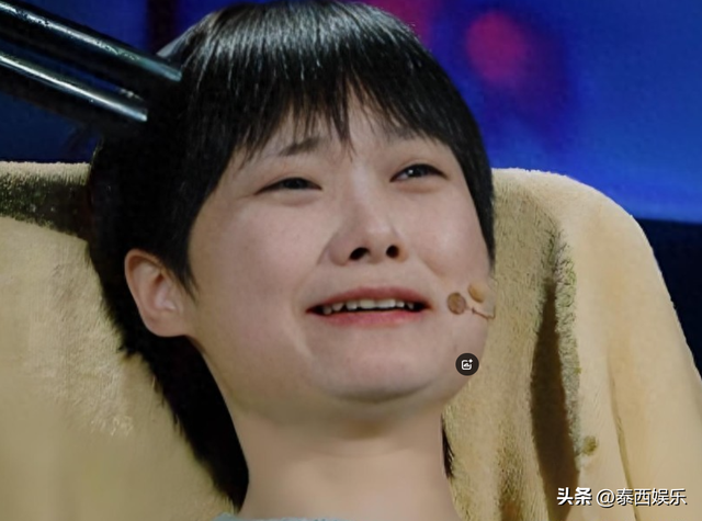 背靠大佬，嫁法国老头，瘫痪潦倒，李宇春身上的标签哪个才是真的