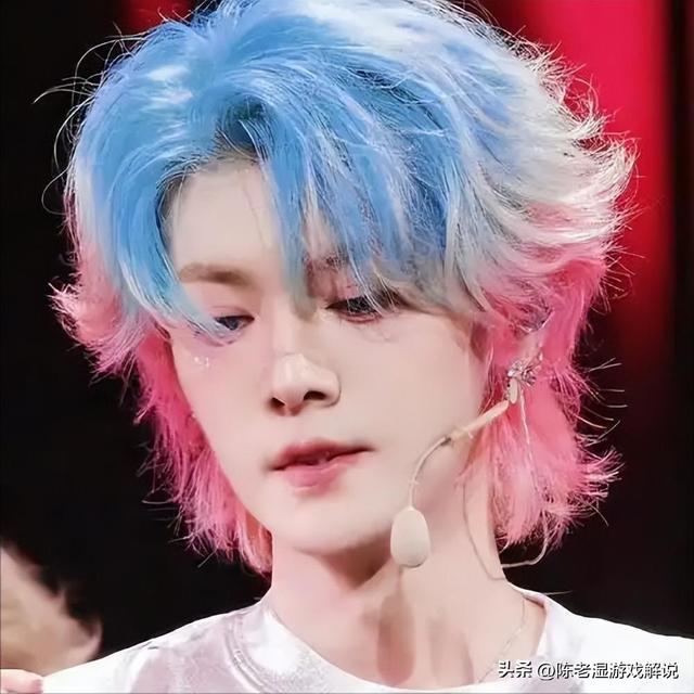 分手传闻仅4月，女友关晓彤高调官宣喜讯，鹿晗终于可以放心了
