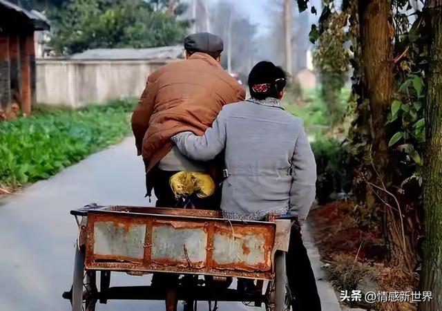 我56岁	，搭伙后女方吃住我家，每月只出400生活费，有必要继续吗