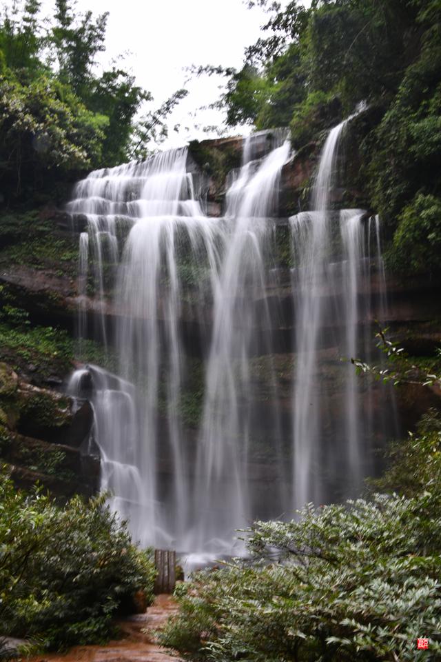 赤水四洞沟瀑布