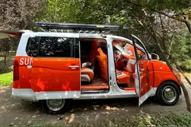 70岁夫妻开五菱宏光环游中国，三年花光养老钱：我们在重启人生！图片