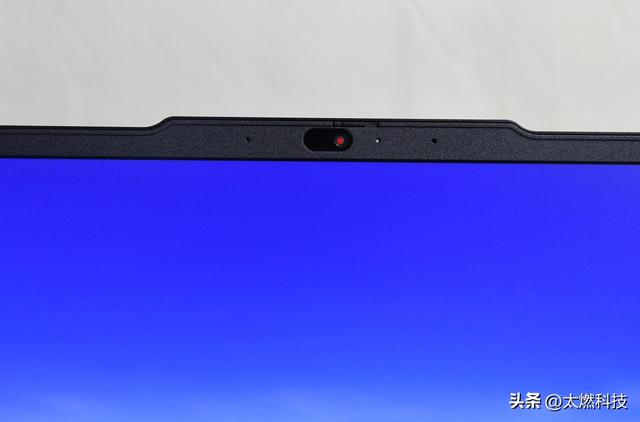 ThinkPad E14 2025 AI元启长续航版测评：全天候续航超轻薄商务本