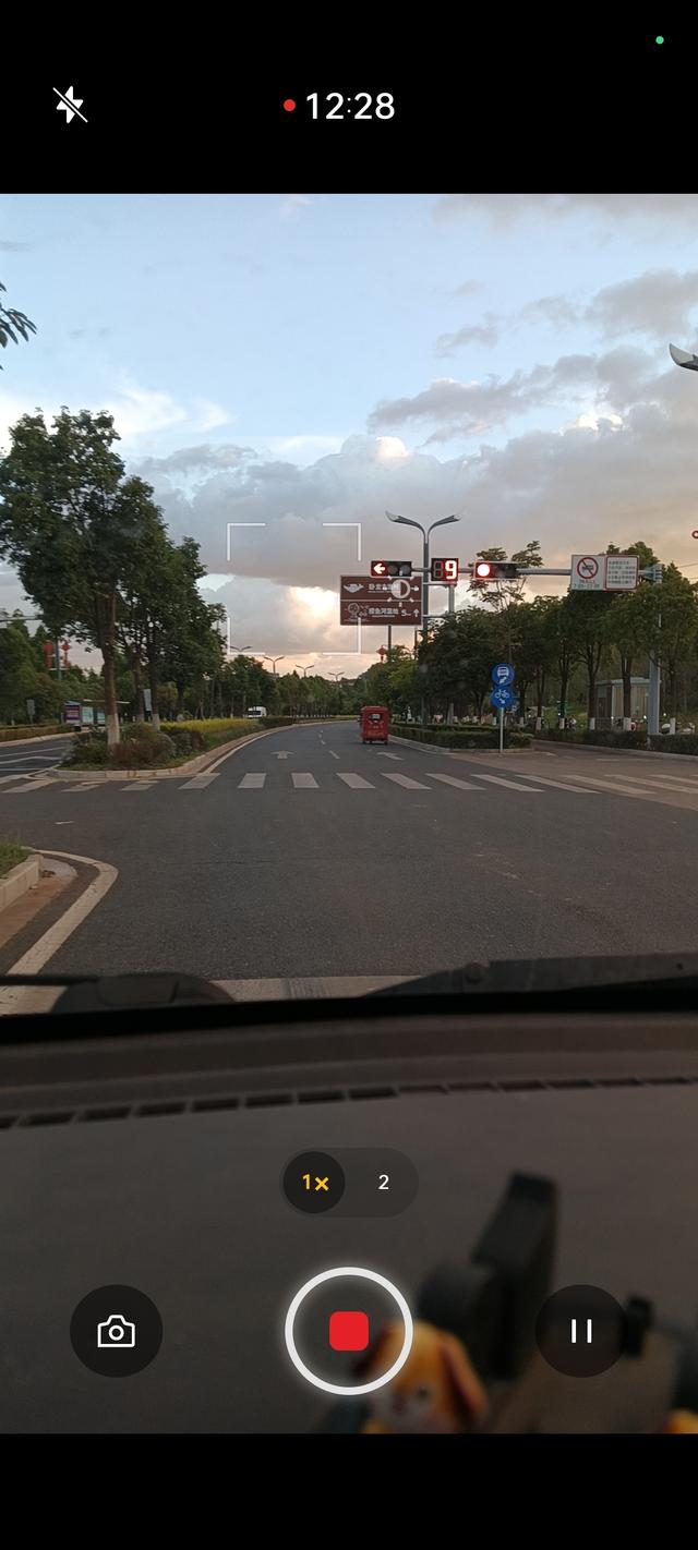 低头拉车还需要抬头看天