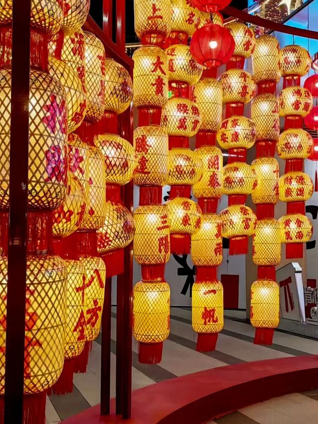 万家灯火绘丰泽丨等你赴约 漫步灯海 遇见别样元宵