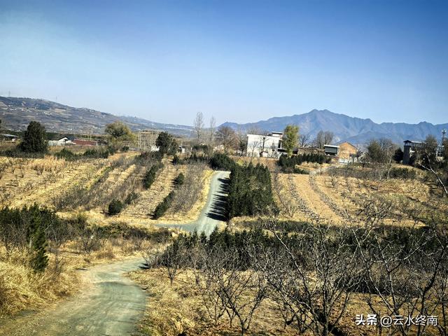 蓝田连导航都没有的路，我小半天竟然过了5个峪口！也是长本事了