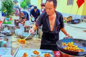 农村大席为什么很少吃坏肚子？网友的回答太精辟，看完后我笑了图片