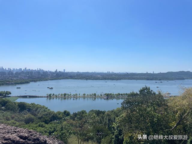 杭州西湖不买票直接进去吗？该怎么计划路线？有什么注意事项？
