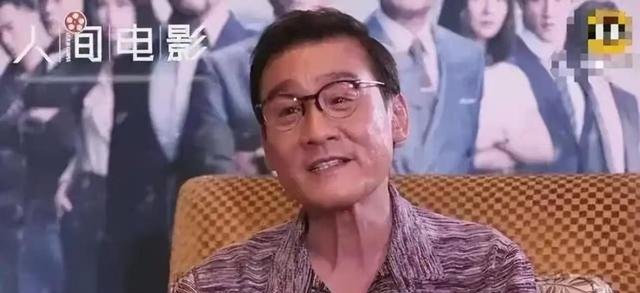 陪玩陪睡只是开胃菜。组团开嫖、目无王法、舔手指，演都不演了