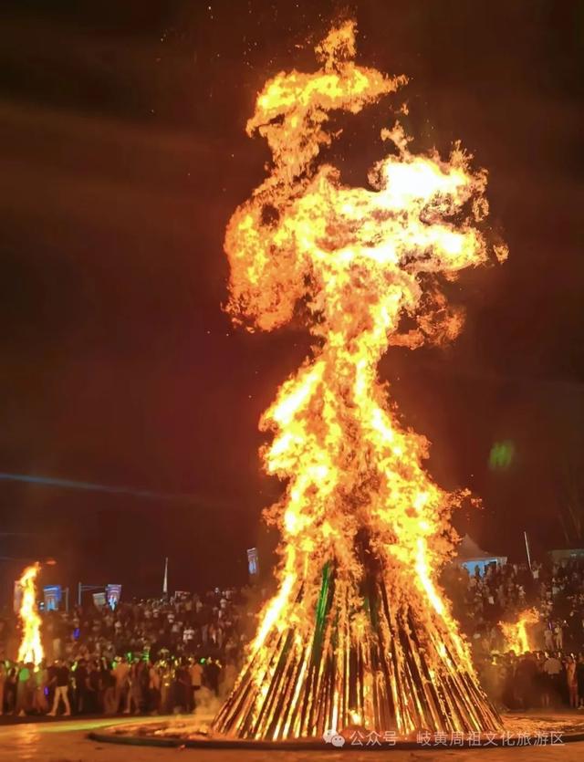 庆城八月狂欢图鉴：从篝火到星光，像磁石吸铁般承包你所有夏夜的心跳