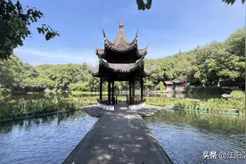 1983年泸州成立地级市，四十多年来，这座城市悲喜交加却无惧风雨图片