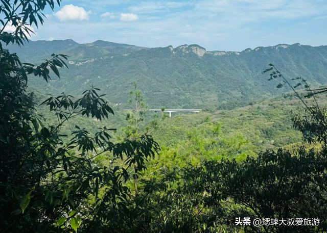 这个浙江诗意古村落满分，“古道红枫建筑”齐全，可解锁秋日盛景