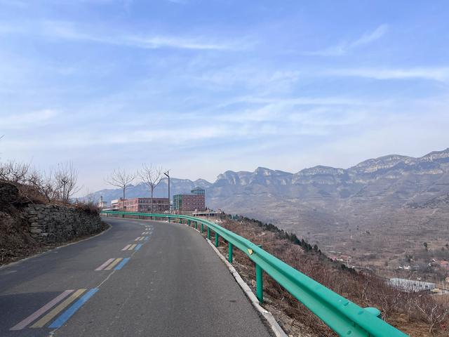 大雪节气没有雪,这天去了山东临朐县一个山村。