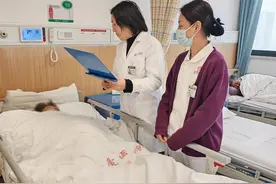 血糖异常照抄丈夫药方，女子自行服药两年确诊糖尿病！已出现多种并发症图片