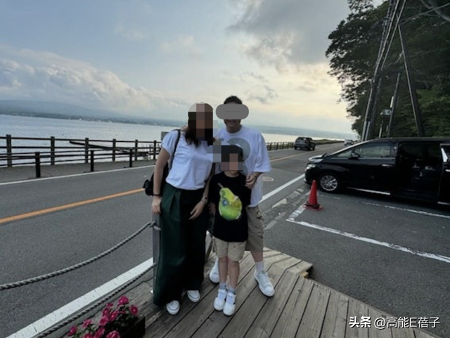 网传苏永康和靓女缠绵十指紧扣？曾因涉毒被抵制，助手表示没回应