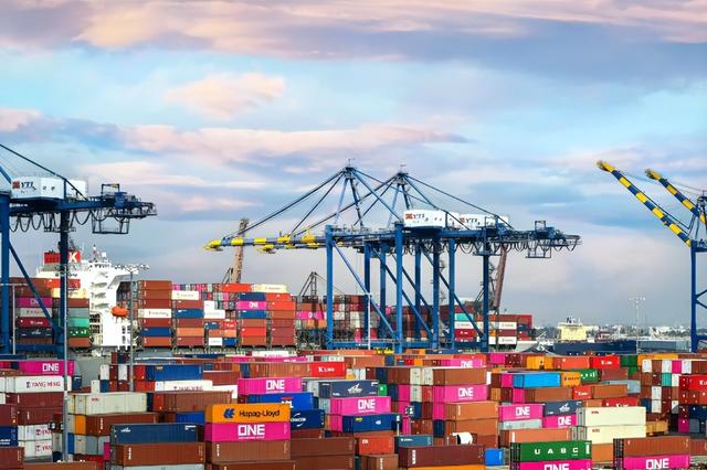 中美关税战降温！美国扛不住通胀与大选，菲律宾被弃后	，31 万中国游客成其救命稻草？