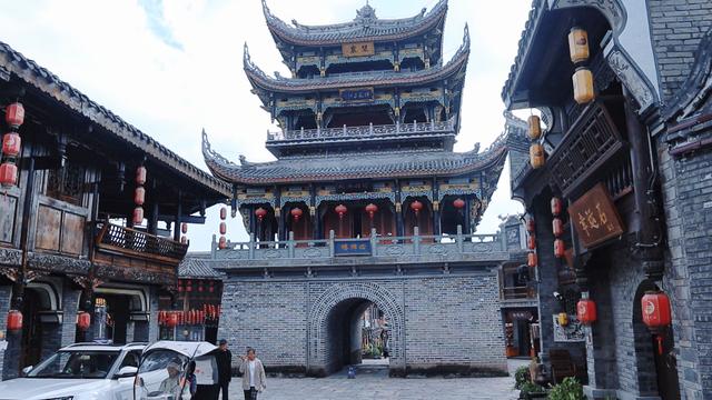 毁于地震的西昌600年古城，重获新生，明代古城拔地而起