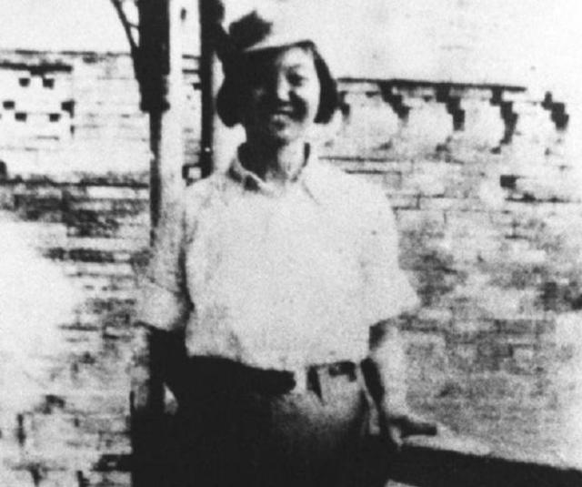 解放初期，陈赓说要把妹妹嫁给陈锡联，陈锡联大笑：你妹妹不适合