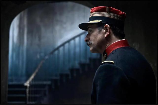 受害和施暴身份兼具的波兰斯基，是否已经失去控诉的资格