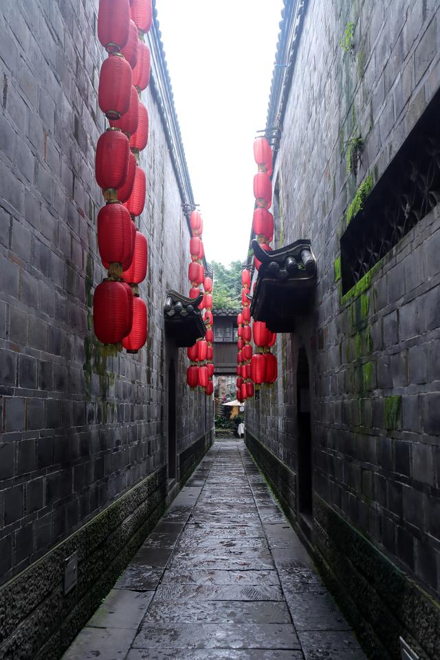 在成都小巧玲珑的锦里遇到个有小巧玲珑心思的小巧玲珑的姑娘