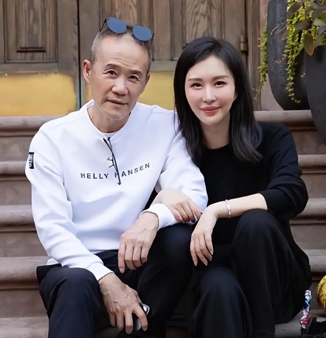 刘强东没想到	，离过年不到2月，章泽天走上了和田朴珺一样的路