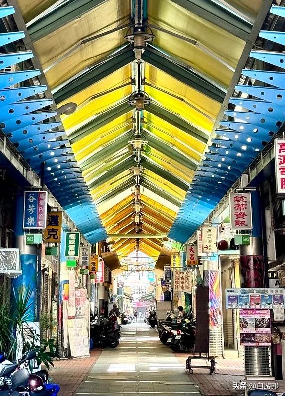 台中旧城巡礼～电子街商圈X绿川水岸半日游，找零件、跳乌龟