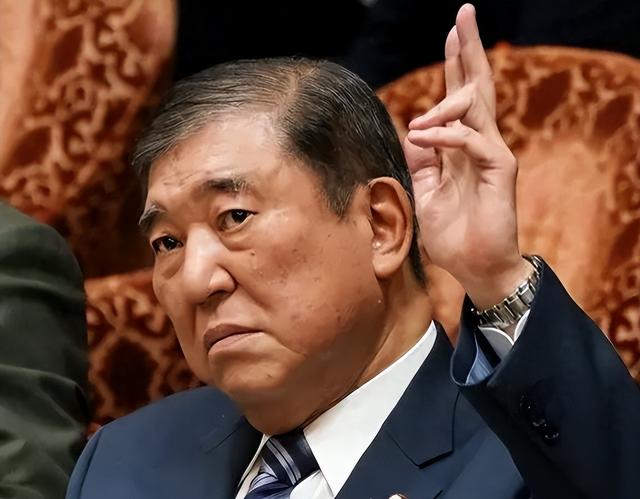 日本砸560亿破坏北京阅兵，中方军报下场，话只说一遍，日本听清