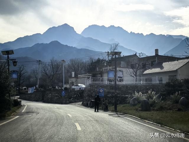 观山景看荻花，这里大概是蓝田最出片的地方了