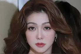 薛凯琪崩溃真相！挚友离世躯体化发作，与房祖名绯闻再引热议图片