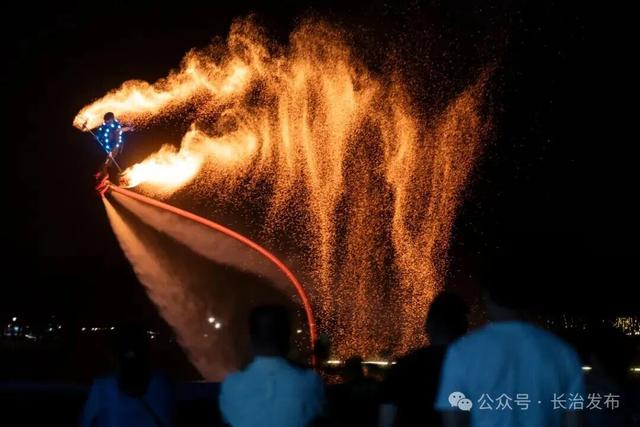 奔腾的中国：2025国庆中秋长假出行消费报告