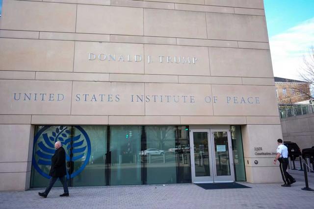 特朗普上台一年总结：“唐罗主义”之下，将地球搅得天翻地覆