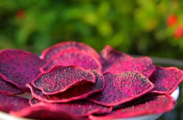 千亩火龙果花海、火龙果主题宴……玩转大宅“十二时辰”→