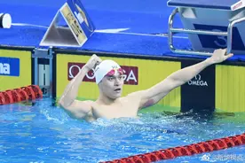 官方确认：孙杨复出图片