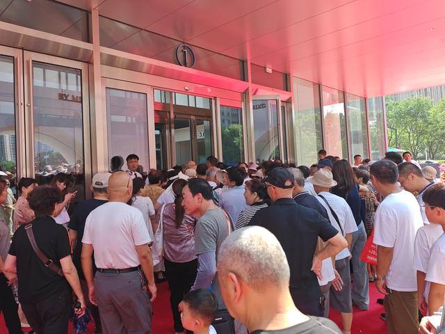 悦活里来南京了，这份导购攻略也来了