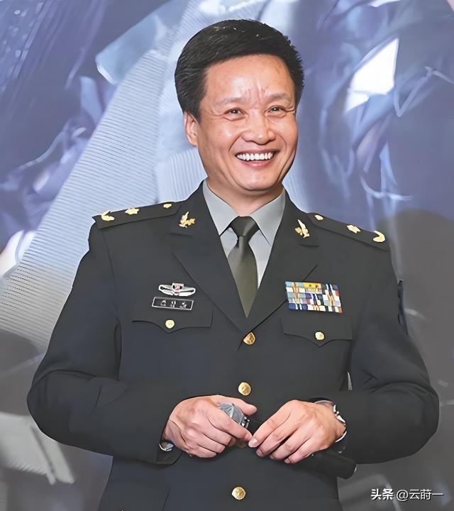 官媒点名，暴露68岁阎维文的真实处境，原来李双江一个字都没说错