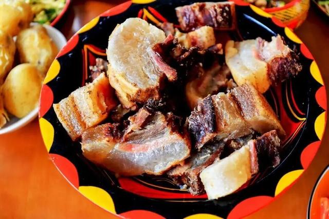 知道小凉山彝乡峡谷有多壮观吗？城巴佬！