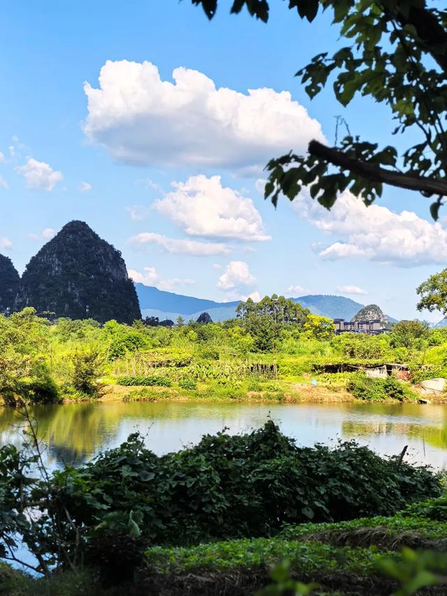 桂林：乐骑青山绿水间！