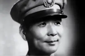 毛主席评价胡琏：“狡如狐，猛如虎”。抗日有功，应予褒奖。图片