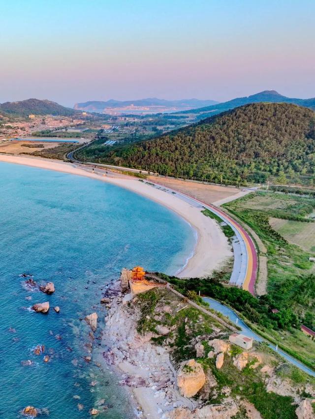 山东这座宝藏小城，坐拥中国四大名楼之一！苏轼、秦始皇都为它打call！