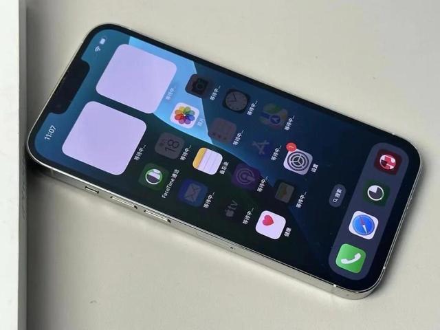 iPhone16 Pro系列：销量破2500万！iPhone18：按键设计新情况！