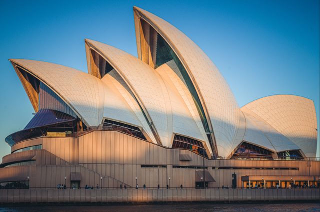 今年冬天，我想去这里过夏天