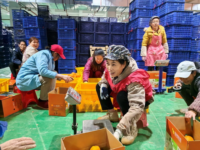 一场跨越千里的“广告牌之争”，为何如此动人？