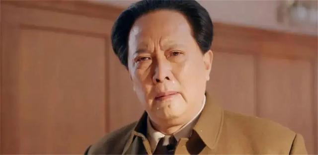 给“扮演毛主席”的10位演员排名：唐国强未进前5，古月仅排第2
