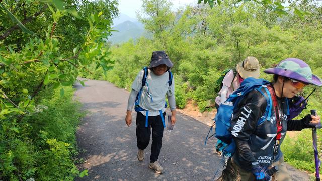 中伏天爬山体验，记石家庄鹿泉常河-北紫沟-南紫沟-南寨穿越