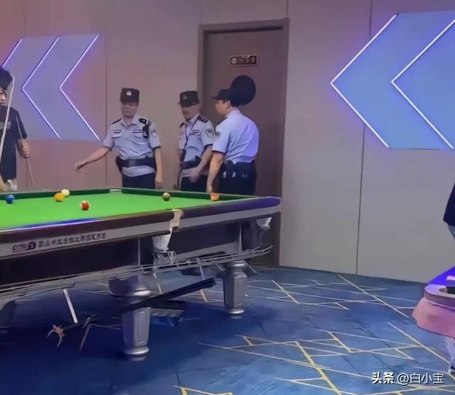 台球厅沦为风月场所？988元"一杆进洞"曝光！不齿勾当令人发指！