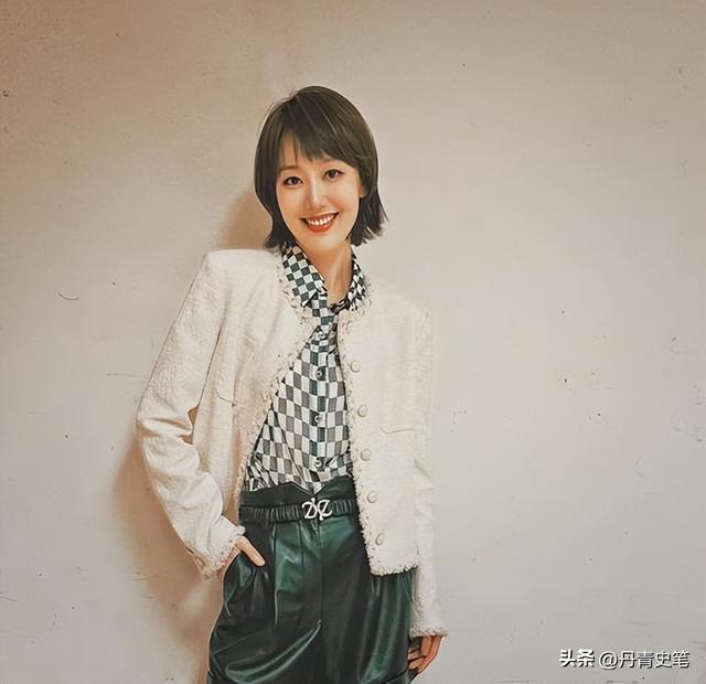 私生活混乱、被央视开除、陪睡上位？王冠身上的标签究竟有多离谱