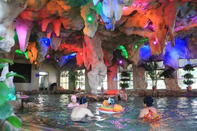 泡温泉、尝南果梨！海城东四方台文旅季燃动黄金周